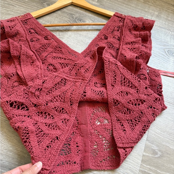 White House Black Market Lace Ruffle Sleeve Blouse - size M - Picture 5 of 7